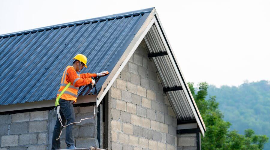 Expert top industrial roofings services in Croswell, MI